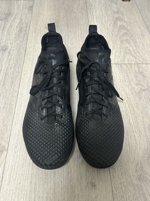 Черные бутсы Adidas