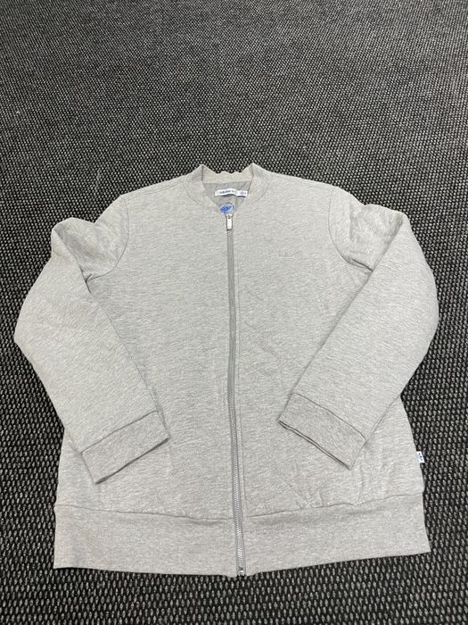 Adidas тънко дамско яке M/L размер