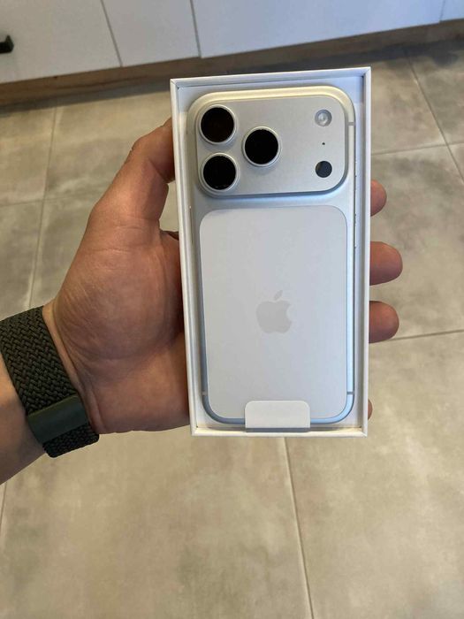 Iphone 17 pro silver 256gb