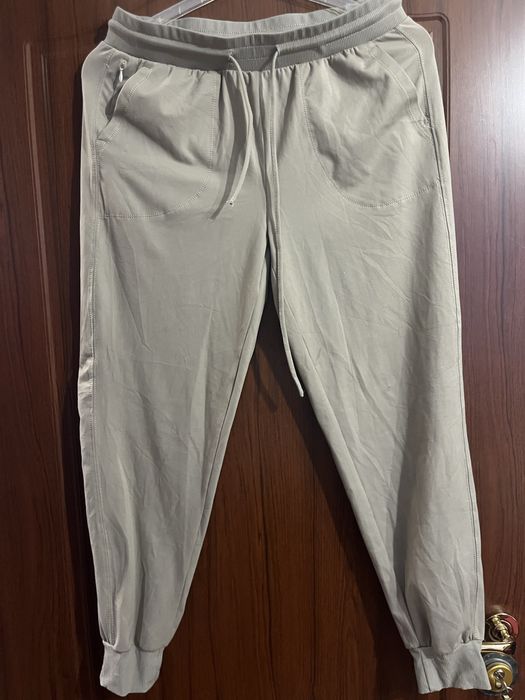 Екипи фино плетиво и панталони