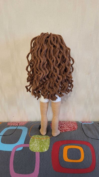 Вязанная куколка