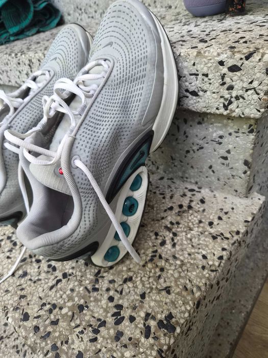 Маратонки NIKE за момче размер 42