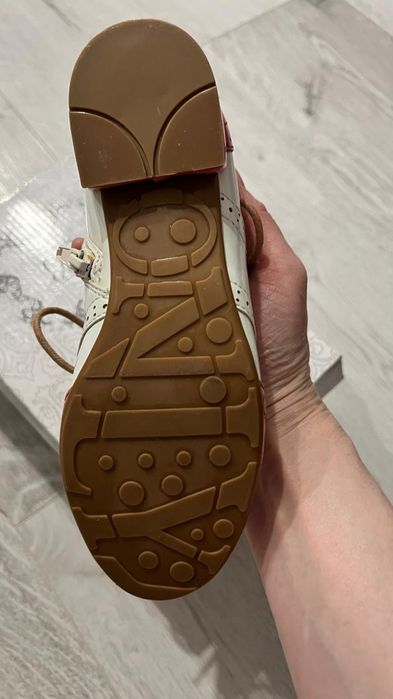 Обувь на девочку