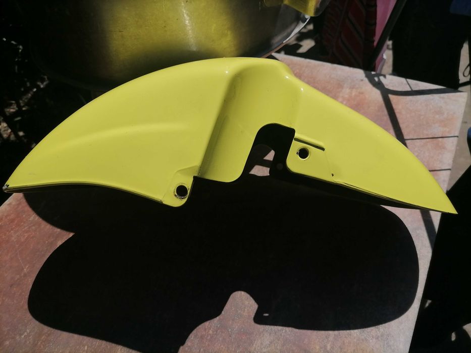 Aripă roată față Piaggio X9