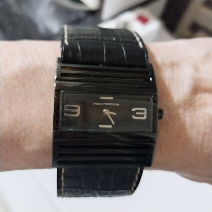 Наручные часы, в оригинале бренда Paco Rabannr.