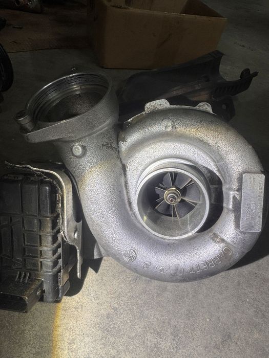 Turbina BMW M57 235 cai