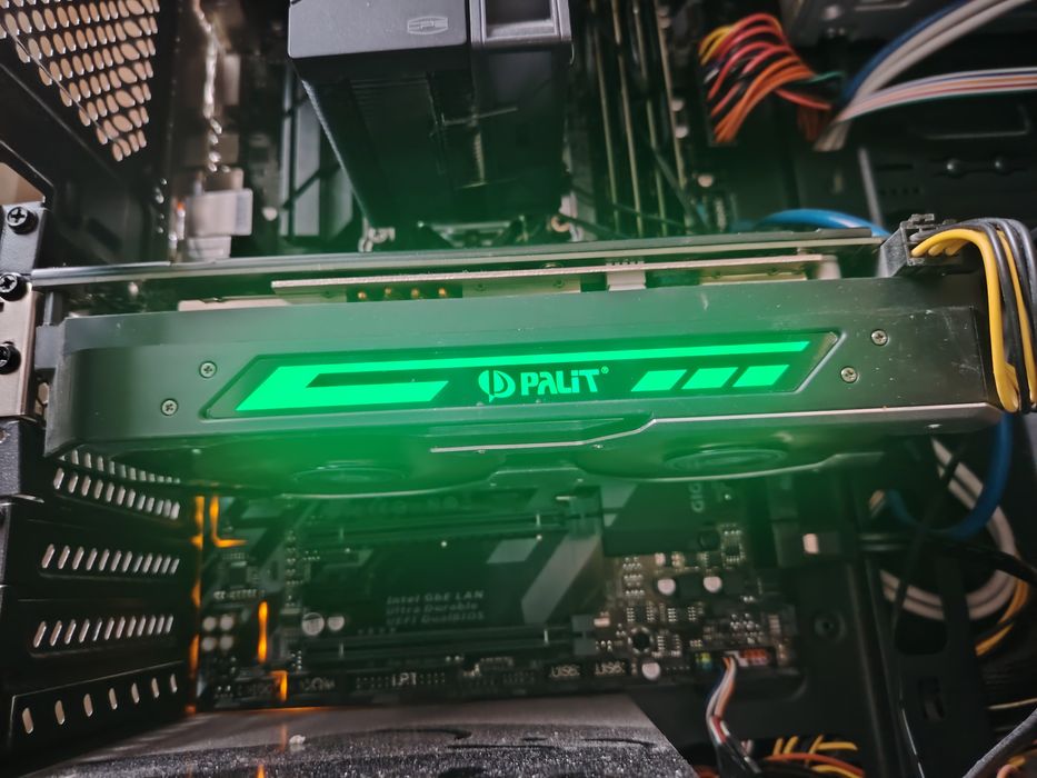 Видеокарта GTX 1060 6Gb