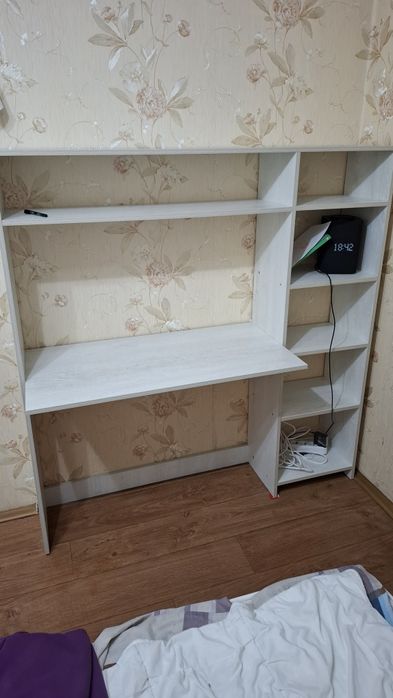 Продам стол детский