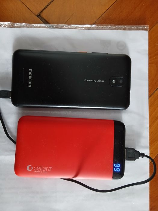 Telefon maxcom plus baterie externa