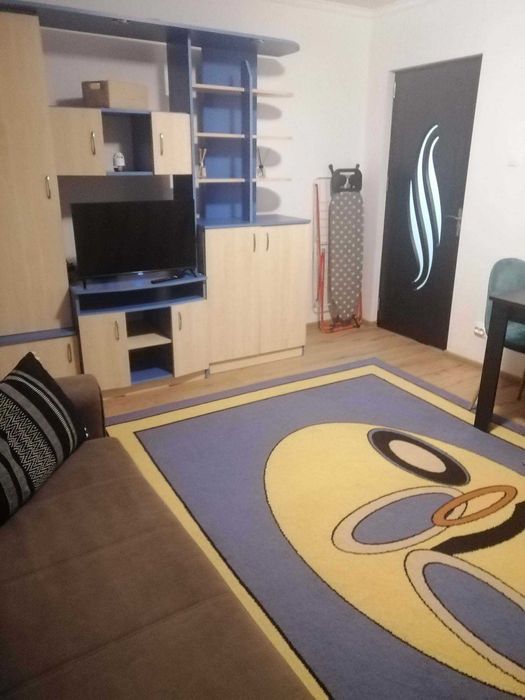 PROPRIETAR – 2 cam. Proaspăt RENOVAT, Mobilier NOU – Aleea Lamotești
