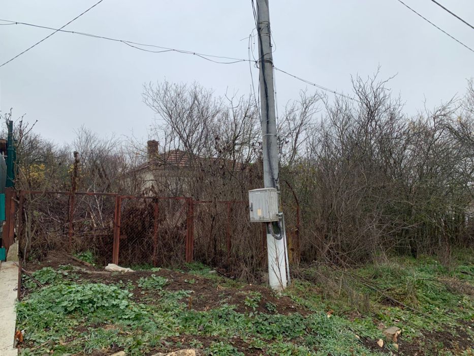 Продава се изгодно къща в с. Генерал Колево до гр. Добрич