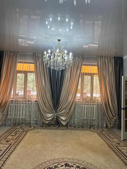 Продам двухэтажный полдома