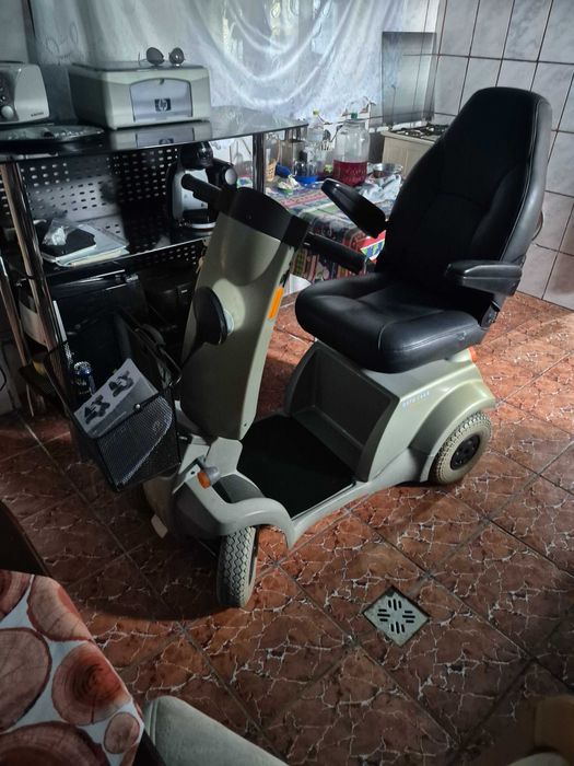 Cărucioare electrice  în stare de funcționare