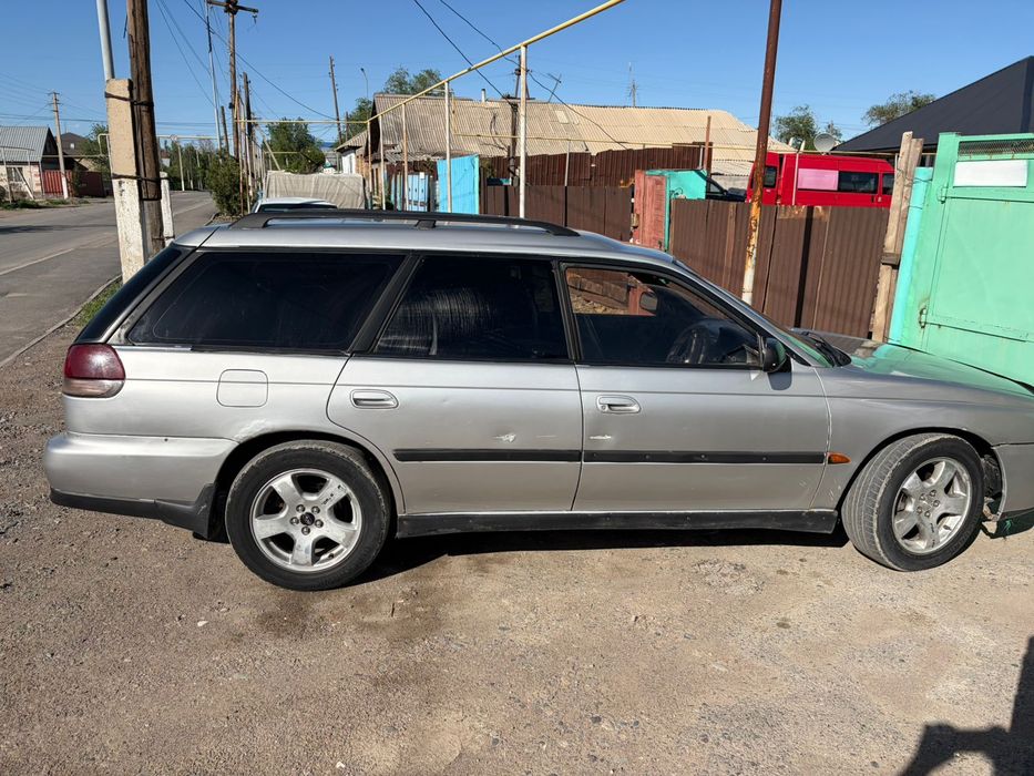 Машина subaru legacy