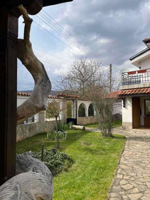 Продава се Къща в с. Средногорово, Област Стара Загора - 150 кв.м за 680 €/кв.м - Снимка #1