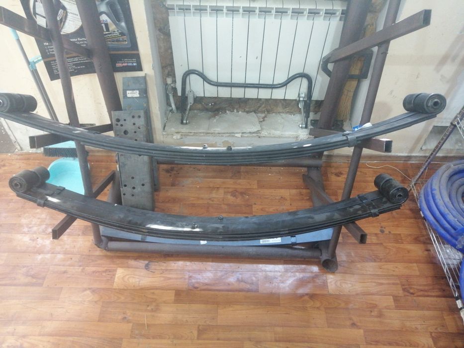 Продам новые рессоры в сборе