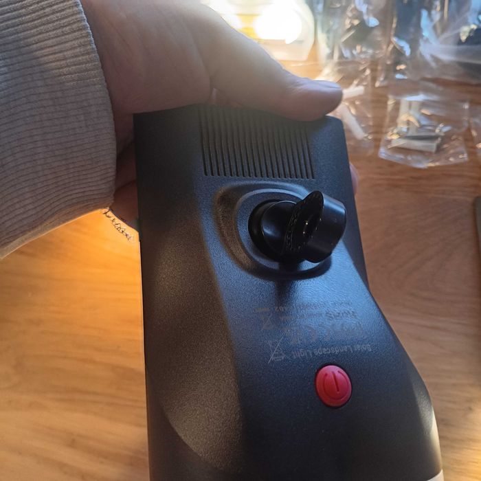 НОВИ! 4 броя соларни лампи 800 lm, 22LED, 3000K, IP67, 3 режима