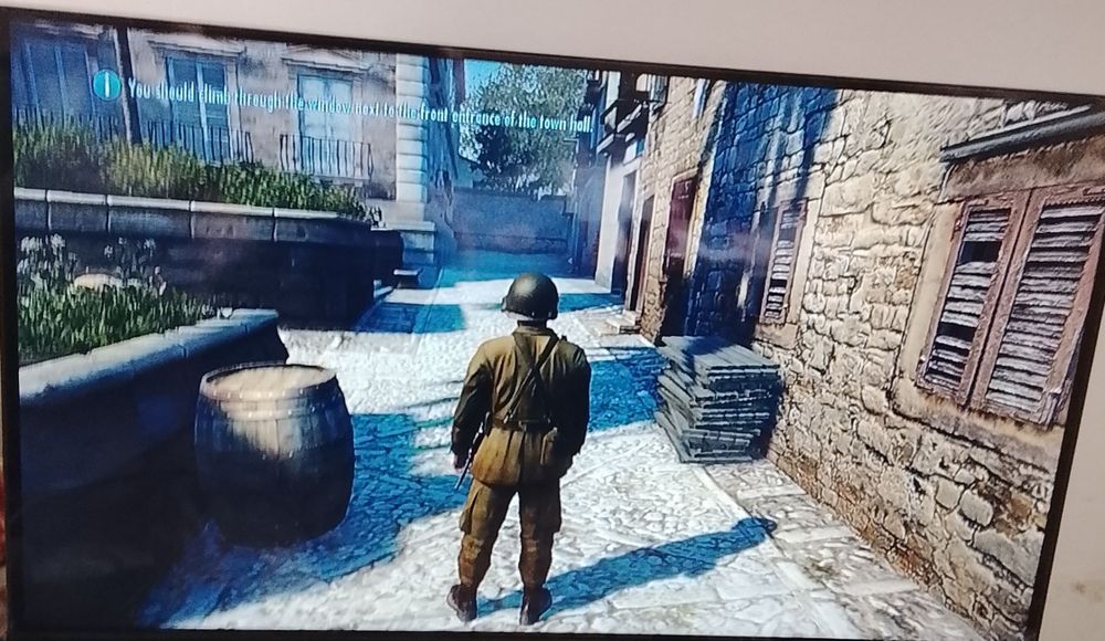Play Station 3 + 10 дисков, 2 джойстика.