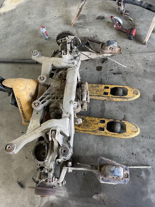 Punte spate Skoda Octavia 2 / grup / planetara / fuzeta 4 x 4