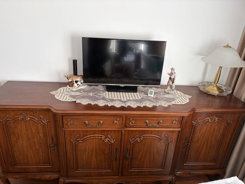 Comoda lemn masiv vintage