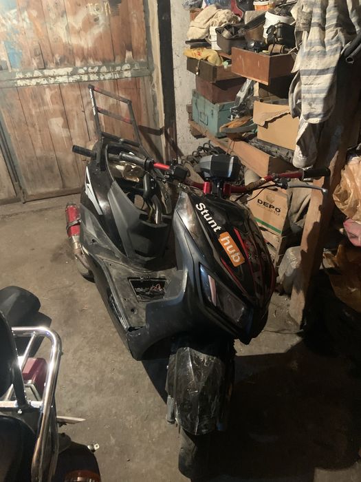 Продам скутер м8 165 кубов  или обмен на энудро