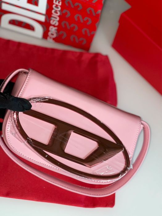 DIESEL чанти с кутия , противопрахова торба