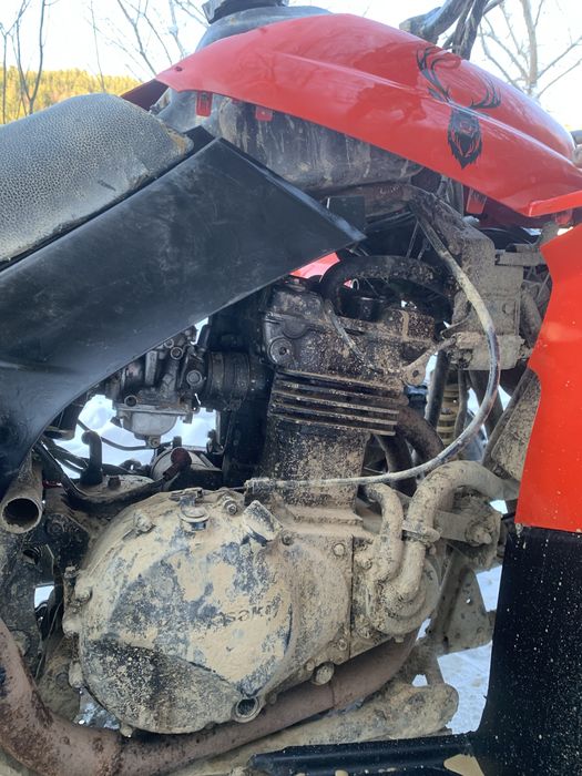 Vand ATV Dinli 802 sau schimb cu cross.Cititi descrierea.