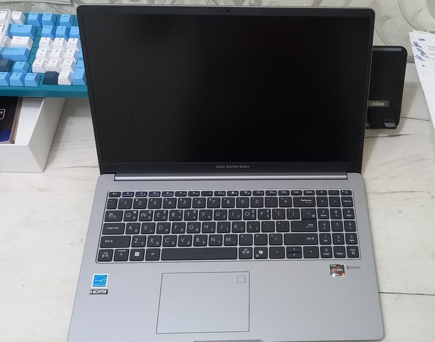Asus Expertbook noutbook Ryzen 5 7535 HS kuchli 8/512