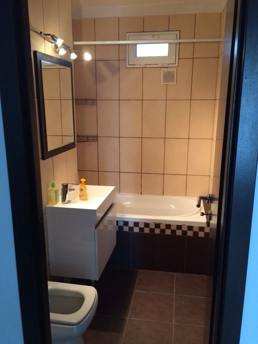 3 camere Titan-Cozla, renovat recent, 69 mp, 5 min de metrou