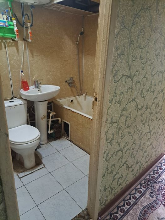 Qarshi shaxar  yangi bozor oldida
2 xona 2 etaj
Muljal Beelin kampanya