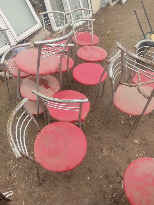 Ошхона стуллари срочно сотилади