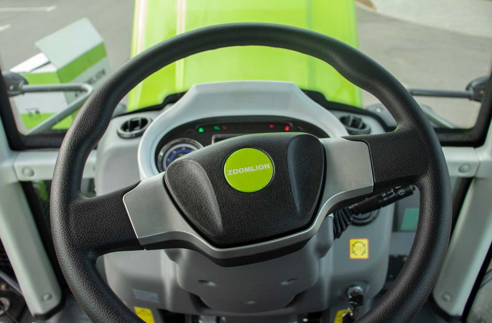Трактор ZOOMLION RS1604