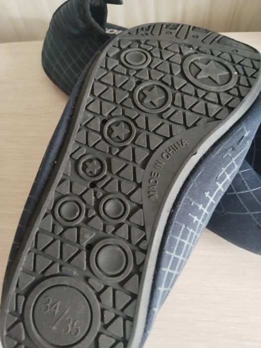 Тапочки для моря 35 размер