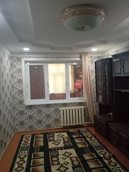 Srochna 3 xonali kvartira sotiladi