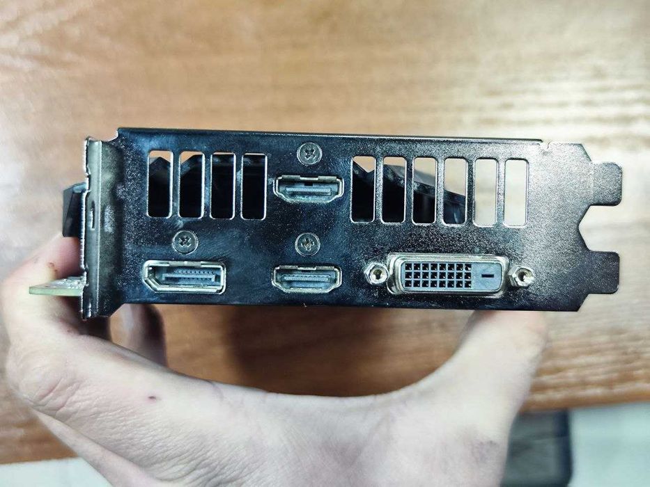 Видеокарта GTX1660 Ti Asus 6GB Videokarta