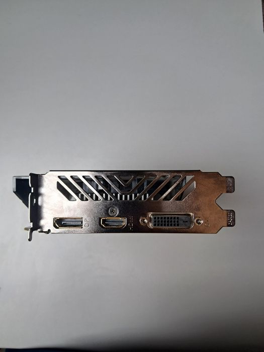 Видеокарта Gigabyte gtx 1650 super OC 4gb