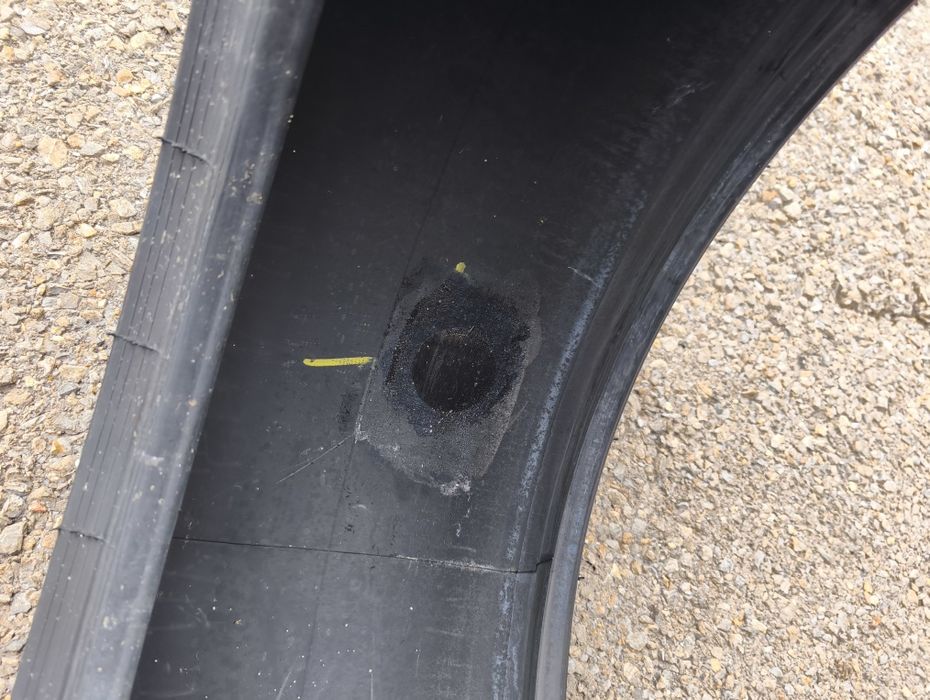 225/45/19" 2бр Pirelli P zero Rft,dot0622,7mm