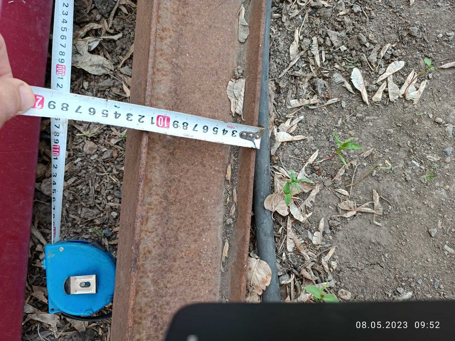 Металлическая балка, двутавр