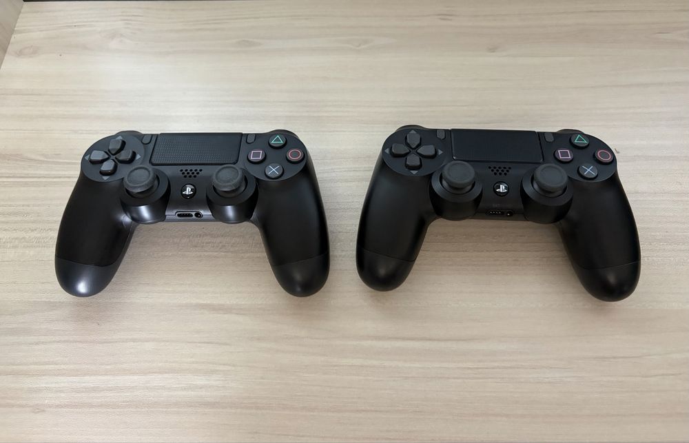 Sony PlayStation 4 Slim 1TB + 2 Джойстика + 6 Игри с книжки и Оригинална Кутия