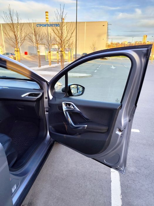 Peugeot 2008 New Allure Facelift 1.6 e-HDi 120 к.с. реални километри