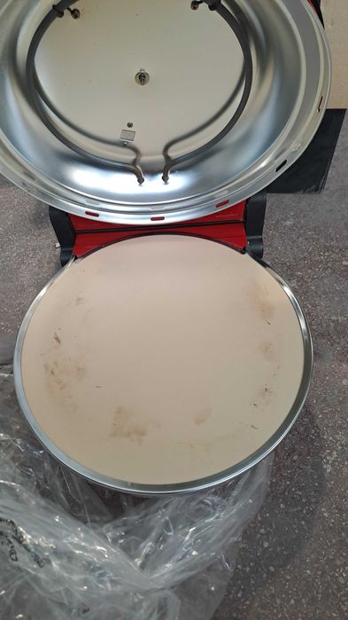 Cuptor electric pentru pizza Ariete "Pizza in 4 minute"