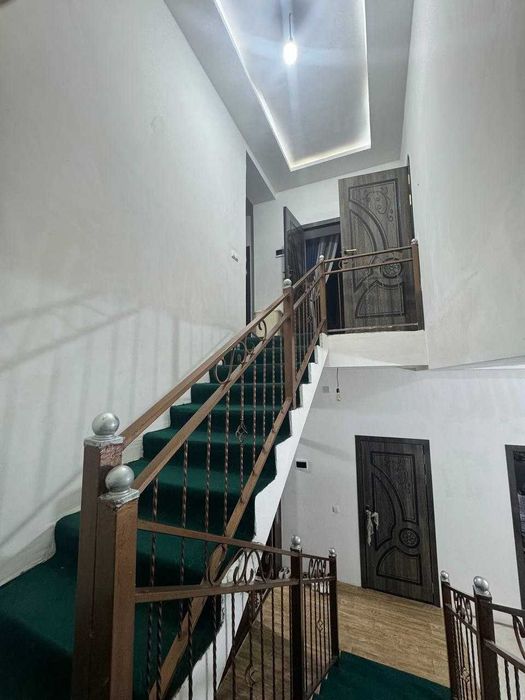 Продаётся двухуровневый коттедж в Яшнабадском районе