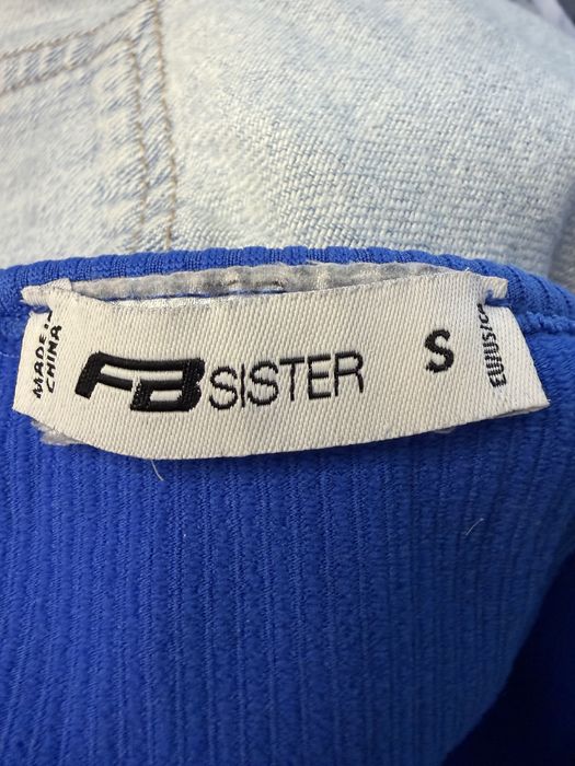 Син кроп топ от New Yorker