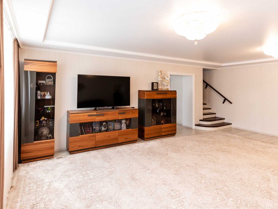 Продам дом в 7 микрорайоне