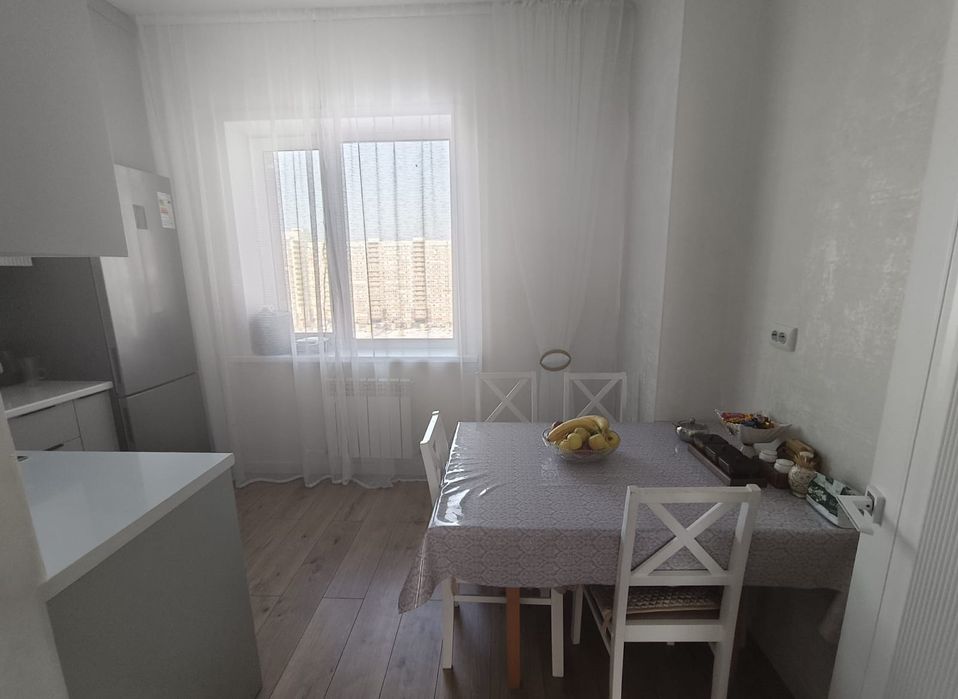 Продается 3 комнатная в  Новостройке