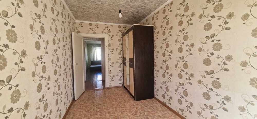 Продам 3-комнатную в центре