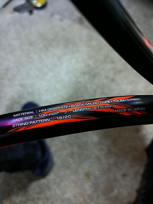 Vand doua rachete tenis Yonex.