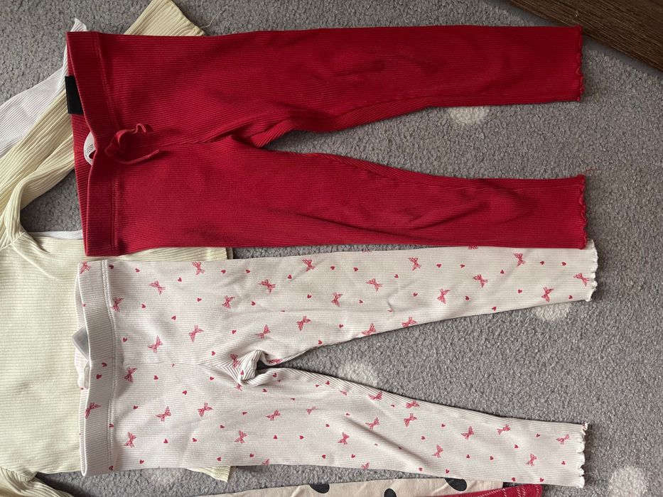 Дрехи за момиче от HM 110/116