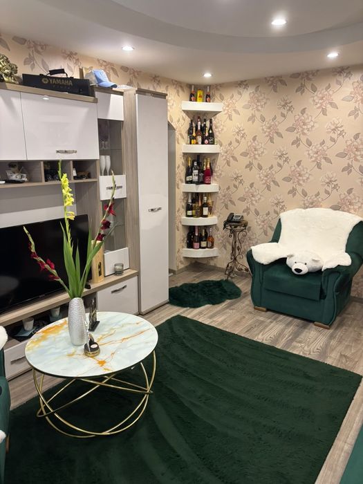 Vând apartament in zona centrala Bârlad