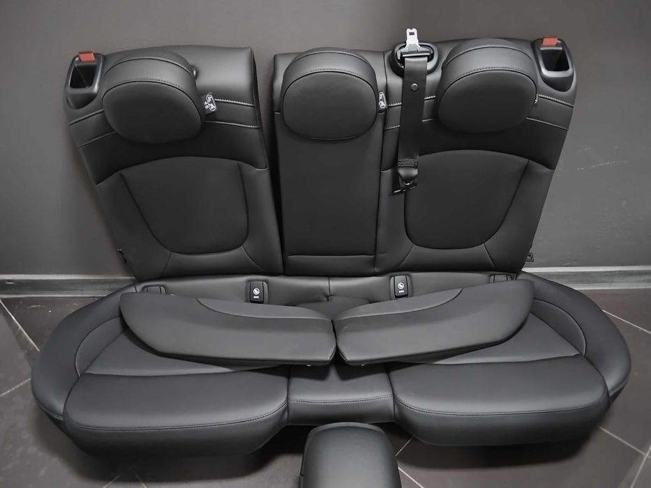 Като Ново Черен Спортен Кожен Салон Mini Clubman F54 Комплект